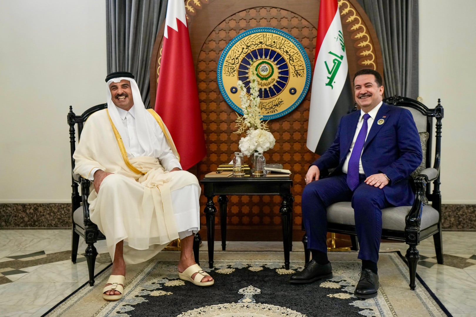 Iraq confirms Qatar’s Emir left the Baghdad summit early due to prior commitments. No political disagreement involved. Qatari delegation remains active at the summit.